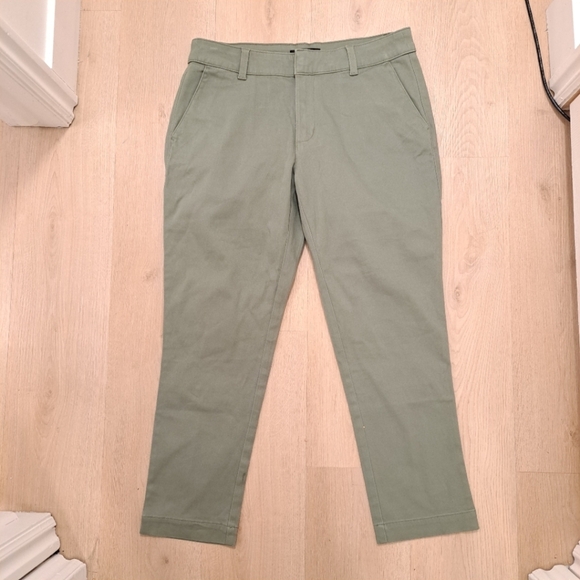 Banana Republic Green Stretchy Mid Rise Straight Leg Flat Classic Pants Sz 10 - Picture 1 of 7